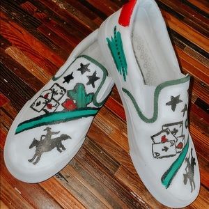 Hand painted Jugz